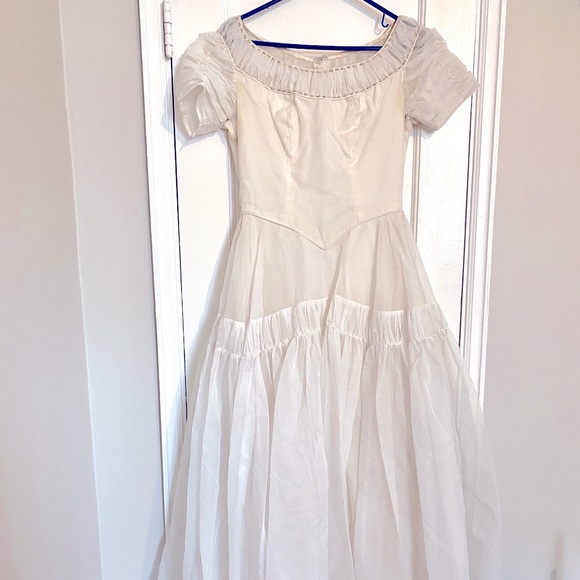 50s Wedding Dress S/XS, Beautiful crinoline skirt and intricate details - Picture 1 of 12
